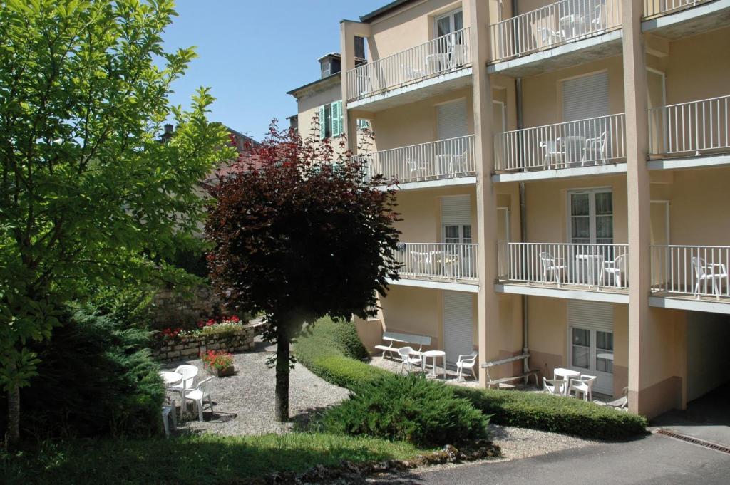 Hotel Et Studios D'Orfeuil Bourbonne-les-Bains Esterno foto