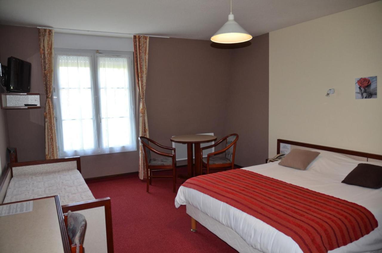 Hotel Et Studios D'Orfeuil Bourbonne-les-Bains Esterno foto