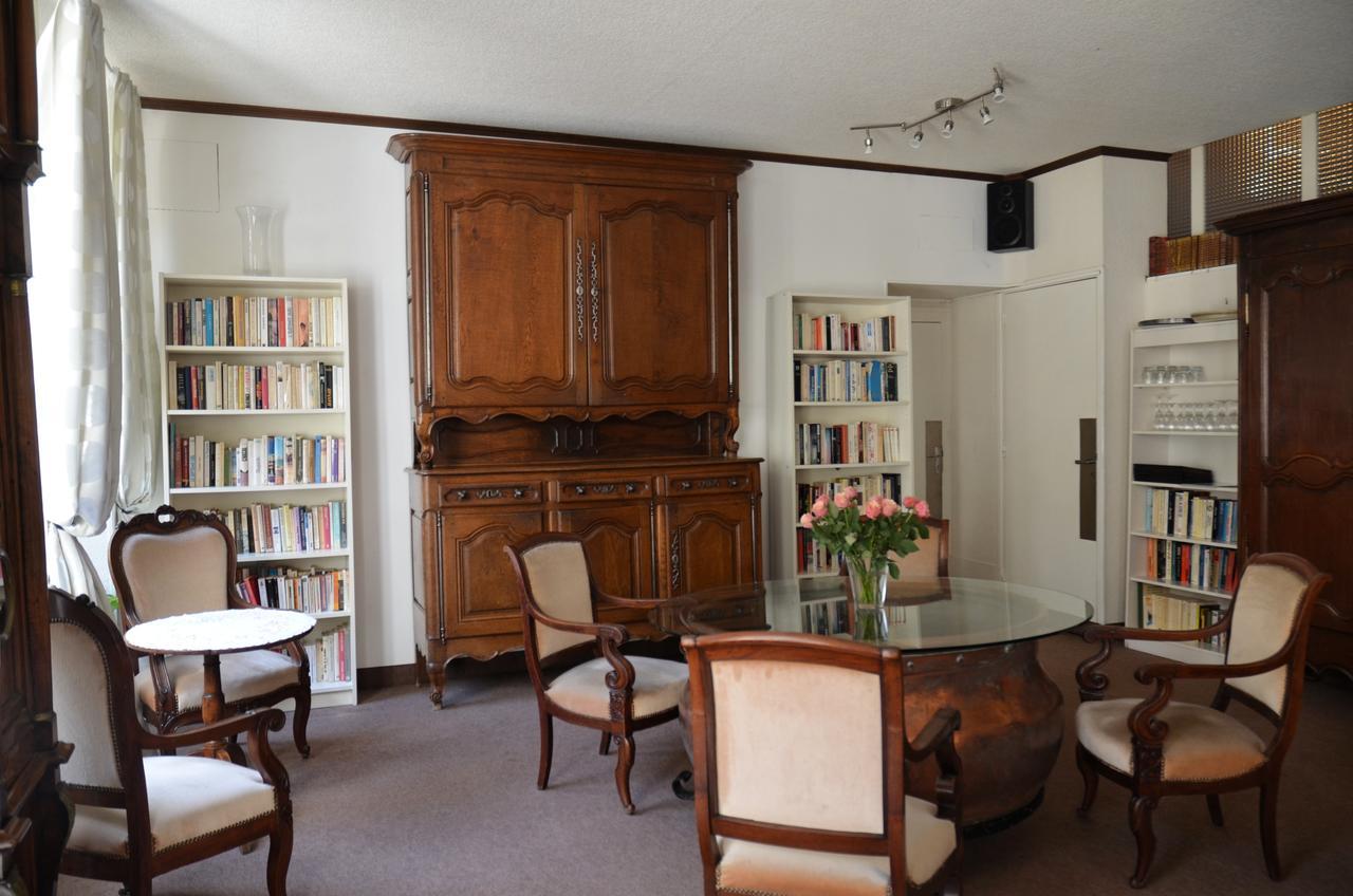 Hotel Et Studios D'Orfeuil Bourbonne-les-Bains Esterno foto