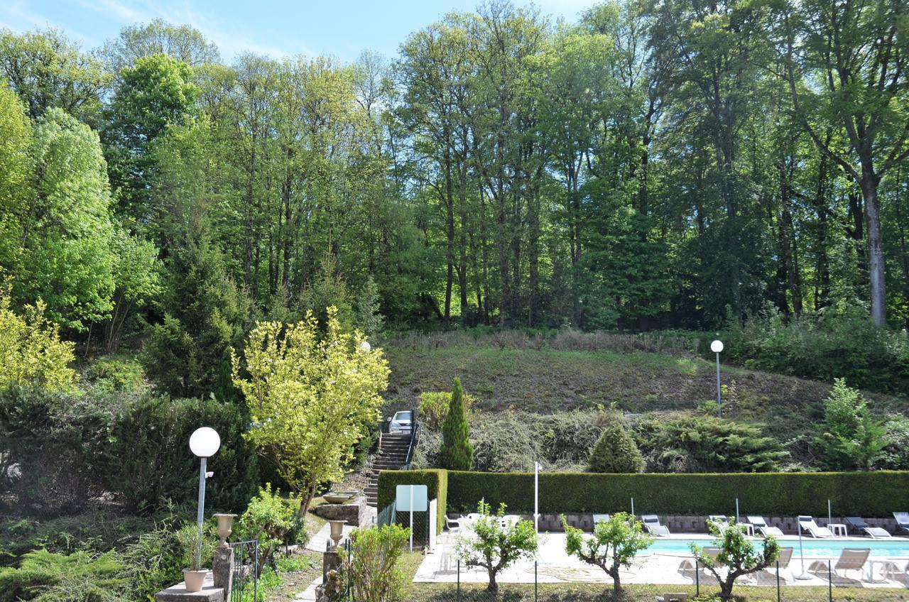 Hotel Et Studios D'Orfeuil Bourbonne-les-Bains Esterno foto