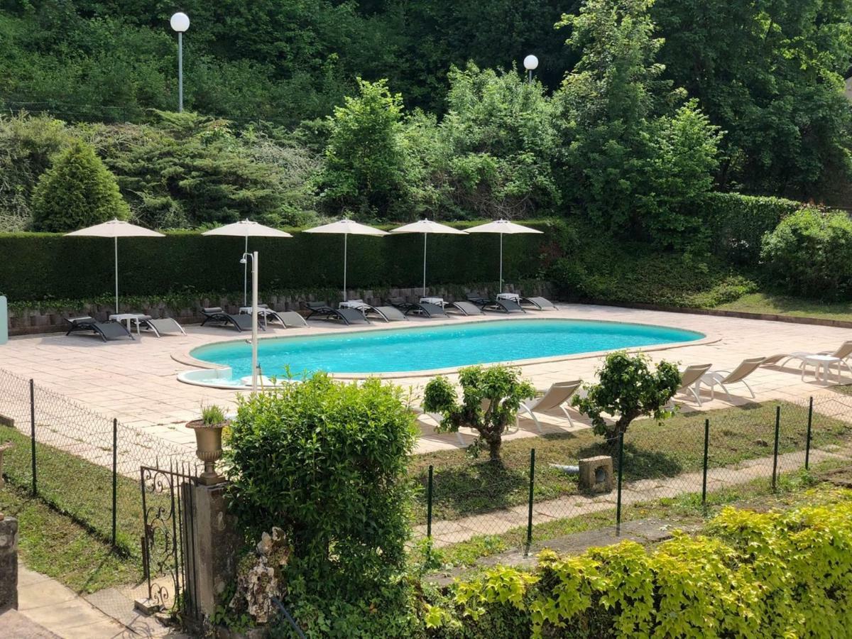 Hotel Et Studios D'Orfeuil Bourbonne-les-Bains Esterno foto
