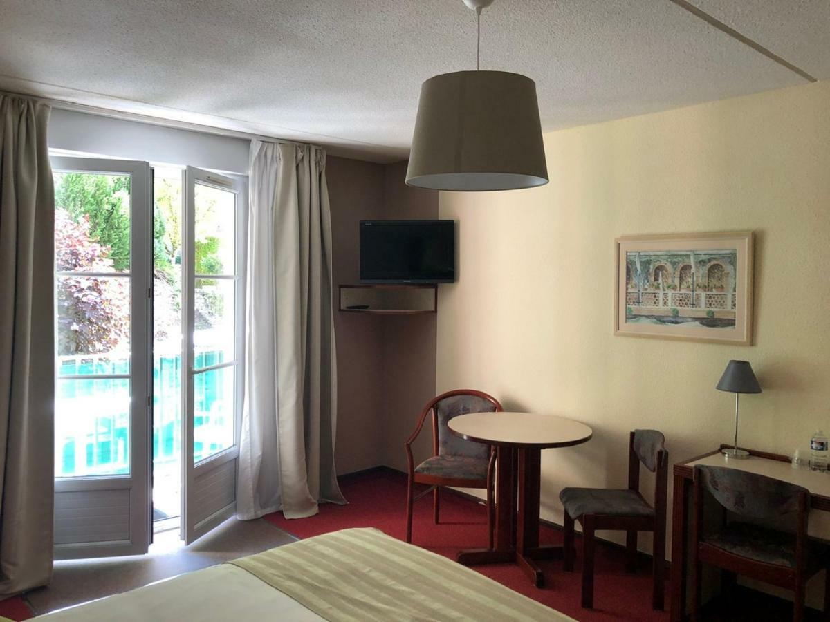 Hotel Et Studios D'Orfeuil Bourbonne-les-Bains Esterno foto