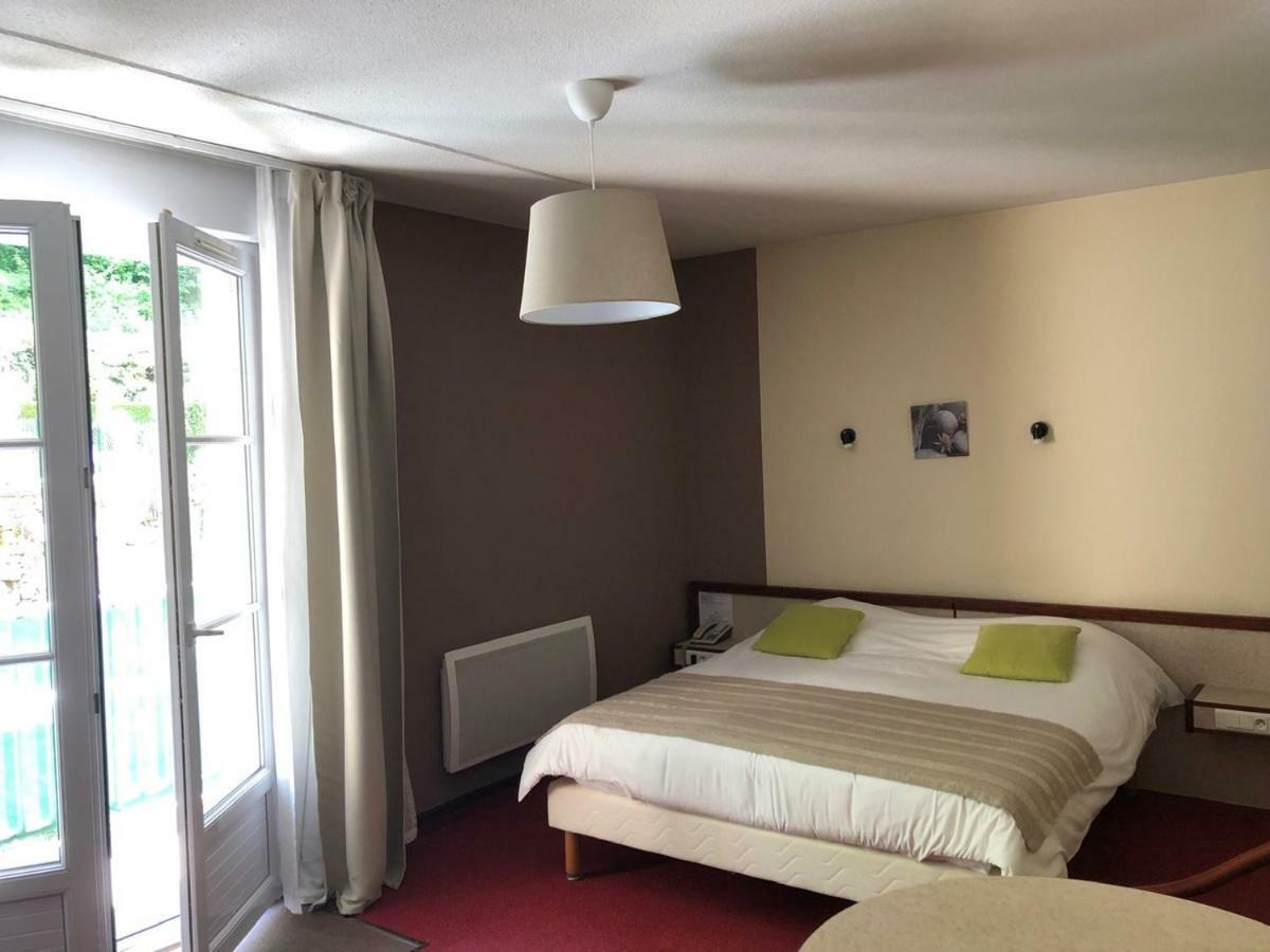 Hotel Et Studios D'Orfeuil Bourbonne-les-Bains Esterno foto