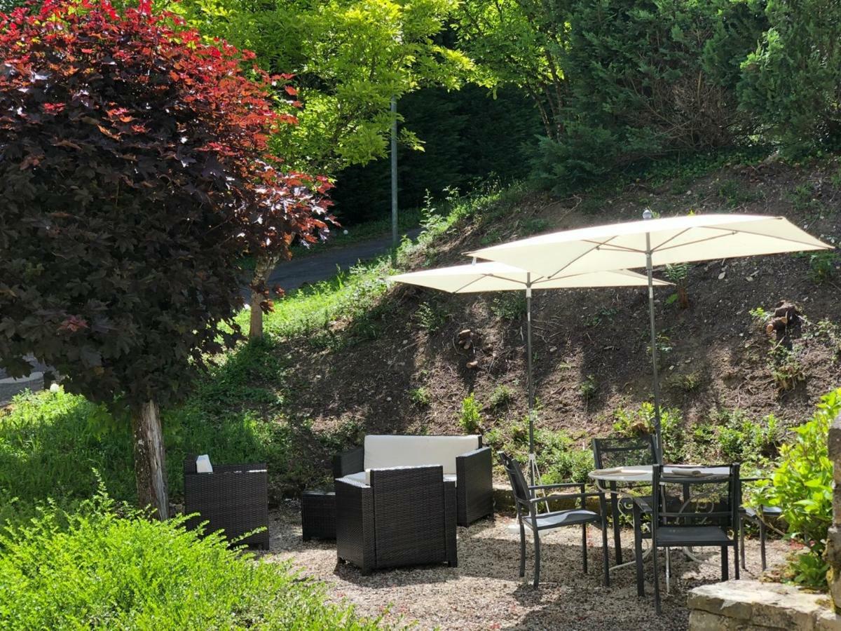 Hotel Et Studios D'Orfeuil Bourbonne-les-Bains Esterno foto