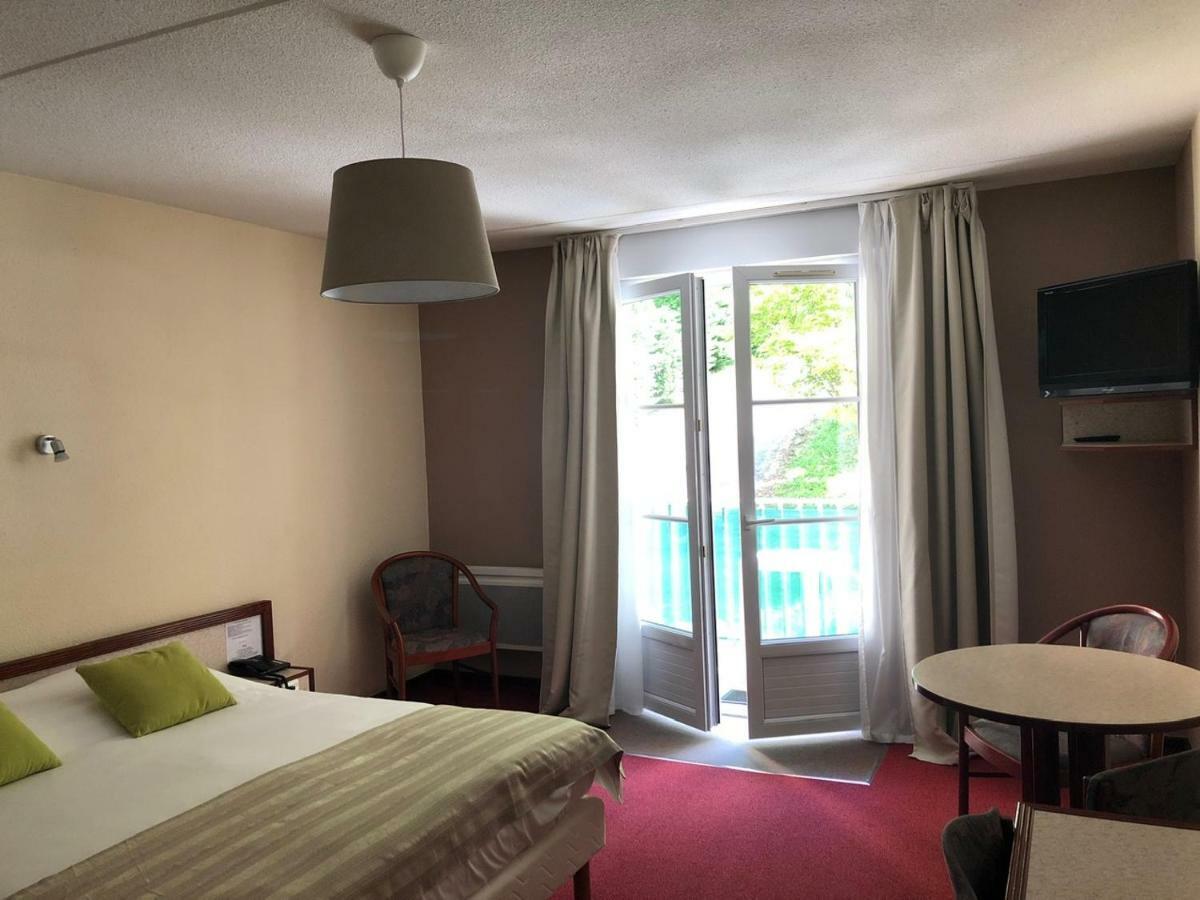 Hotel Et Studios D'Orfeuil Bourbonne-les-Bains Esterno foto